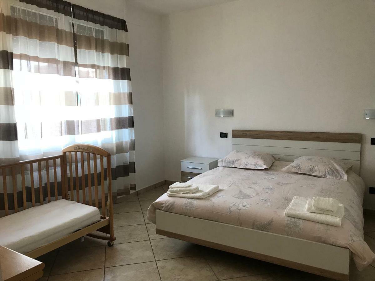 Appartamento Casa Marconi Lovere Esterno foto